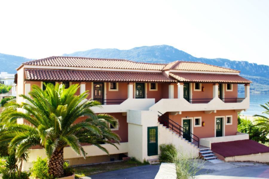 Dixtia Apartments Agios Georgios Pagon Exteriér fotografie
